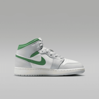 Air Jordan 1 MidSchuh für ältere Kinder Flash Sale