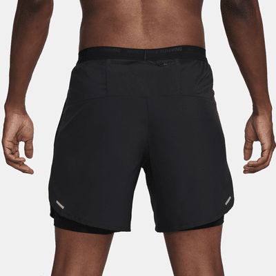 Nike StrideDri-FIT 2-in-1-Laufshorts für Herren (ca. 18 cm) Valentinstagsangebot