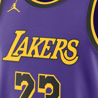 Los Angeles Lakers Statement EditionJordan Dri-FIT NBA Swingman Trikot für Herren Nur noch ein Tag übrig