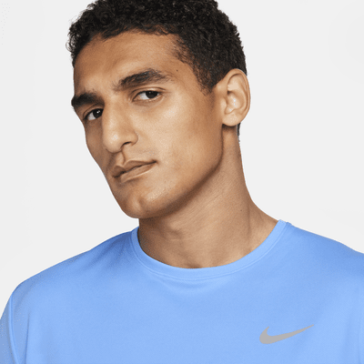 Nike MilerNike Dri-FIT UV Kurzarm-Laufoberteil für Herren Nur noch ein Tag übrig