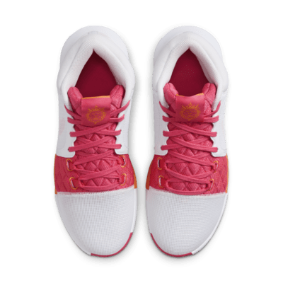 LeBron Witness 8 "I Promise School"Basketballschuh Im Verkauf