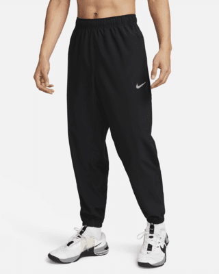 Nike FormVielseitige Hose mit schmal zulaufender Passform und für Herren