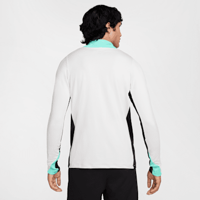 Nike StrikeDri-FIT-Fußball-Drill-Herrenoberteil mit Halbreißverschluss Kauf eins, bekomm eins gratis