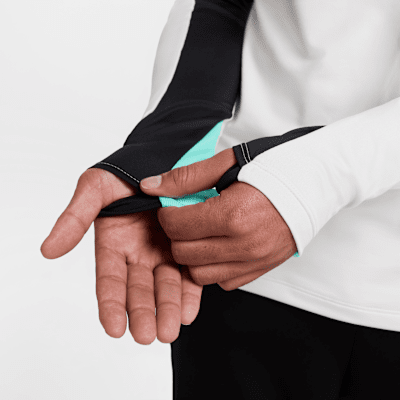 Nike StrikeDri-FIT-Fußball-Drill-Herrenoberteil mit Halbreißverschluss Kauf eins, bekomm eins gratis