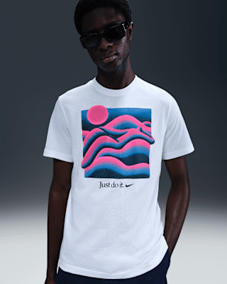 Nike SportswearT-Shirt