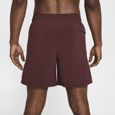 Nike UnlimitedVielseitige Dri-FIT Herrenshorts ohne Futter (ca. 18 cm) Vatertagsangebot