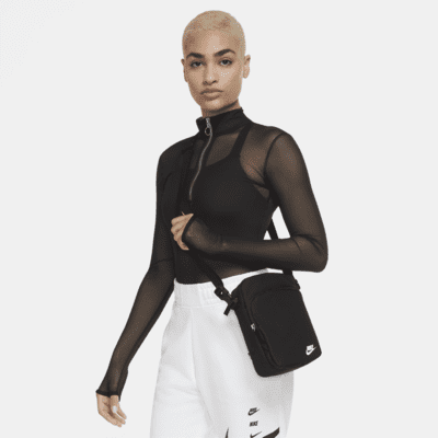 Nike HeritageCrossbody-Tasche (4 l) Nur noch ein Tag übrig