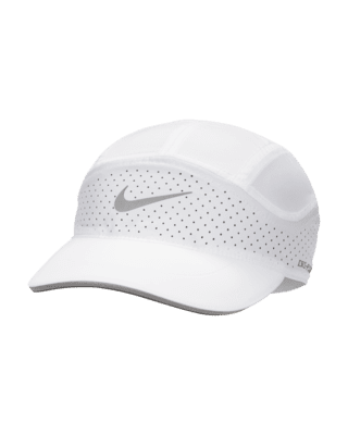Nike Dri-FIT ADV FlyCap mit unstrukturiertem und reflektierendem Design