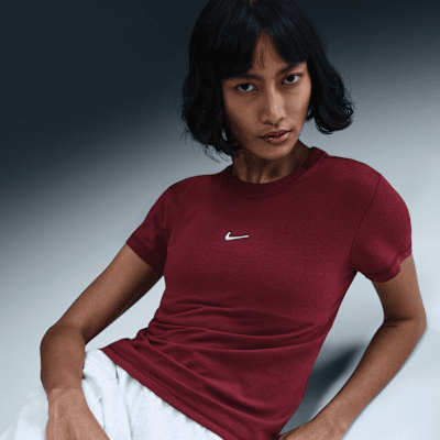 Nike Sportswear Chill KnitKurz-T-Shirt mit schmaler Passform für Damen Kostenlose Rückgabe