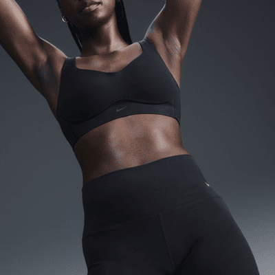 Nike Alate mit starkem HaltGepolsterter Sport-BH mit verstellbaren Trägern Letzter Tag