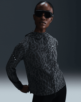 Nike SwiftVerstaubare Dri-FIT-Laufjacke (Damen) Zeitbegrenzte Promotion