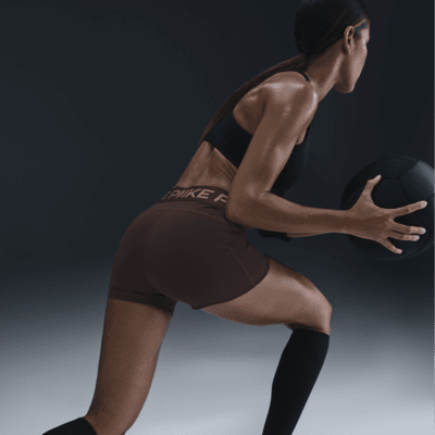 Nike Pro Leak Protection: PeriodensichereBike-Shorts (ca. 7 5 cm) mit mittelhohem Bund (Damen) Muttertagsangebot
