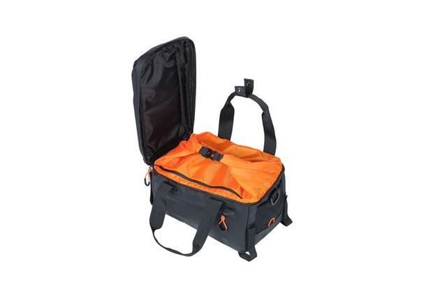 Basil Basil Miles Tarpaulin Gepäckträgertasche 7l schwarz/orange &vert; 2025 Online
