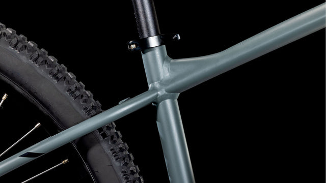 Cube Cube Aim ONE foggyblack´n´black (2025) &vert; fahrrad.de Fabrikverkauf