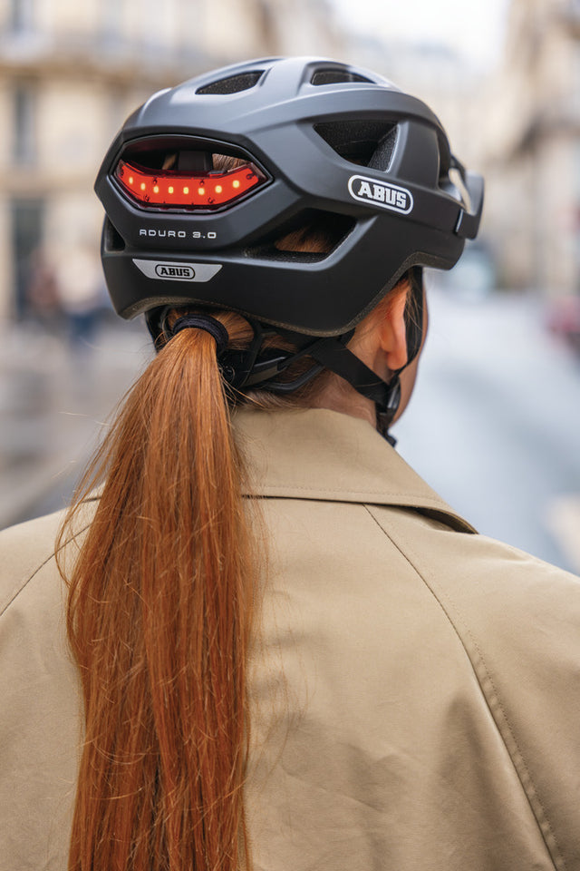 ABUS ABUS Aduro 3.0 LED Helm Urban race schwarz &vert; fahrrad.de Begrenztes Angebot