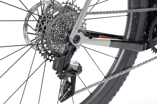 Haro Bikes Haro Bikes Buzzard Carbon 2 - Gloss Jet Black Grey / Copper | fahrrad.de