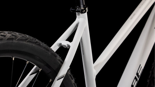 Cube Cube Nature Pro cotton´n´grey Trapez cotton´n´black (2025) &vert; fahrrad.de Kostenloser Versand