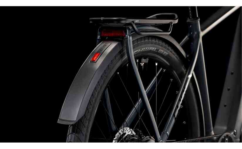 Cube Kathmandu Hybrid Comfort Pro 800 - 800 Wh - 28 Zoll - Diamant - 2025 Exklusivangebot
