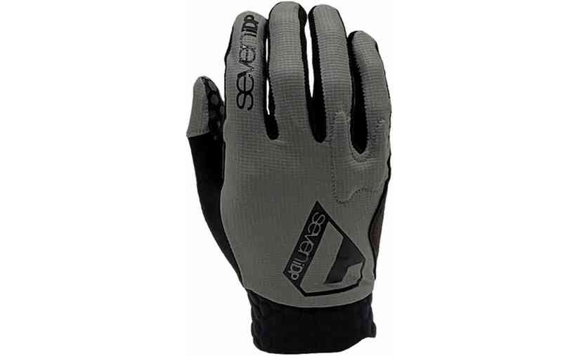 7IDP Project Langfinger Handschuhe