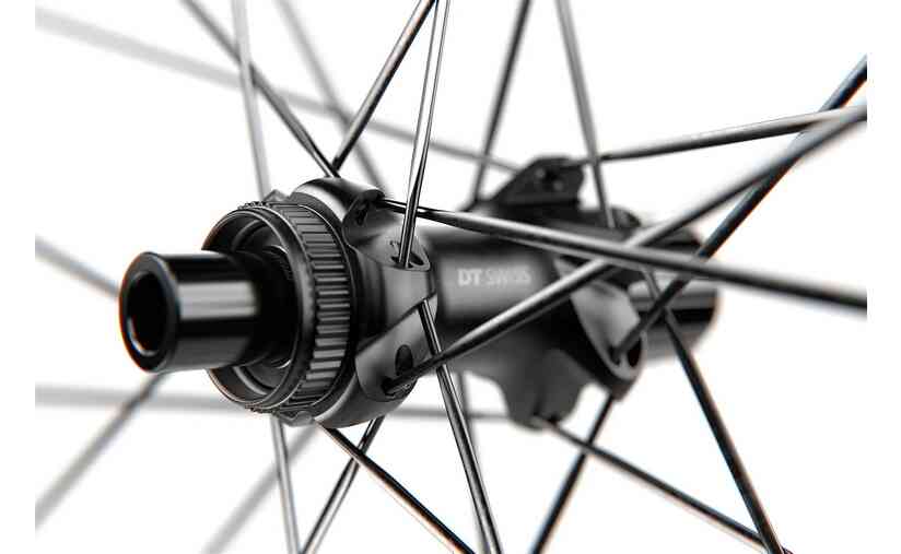 DT Swiss E 1800 Spline DB 30 29"- Hinterrad Shimano ROAD Vierteljährliche Förderung